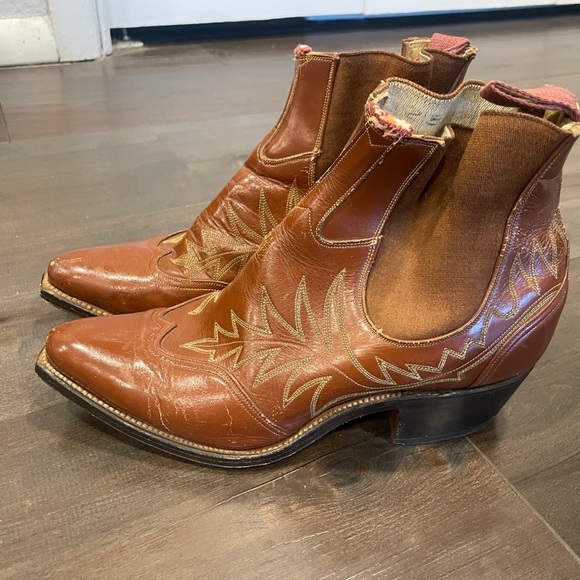 Brown Western Ankle Boots - Picture 2 of 7